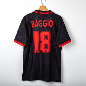 AC Milan Lotto Baggio 18 Third Shirt 1996/1997