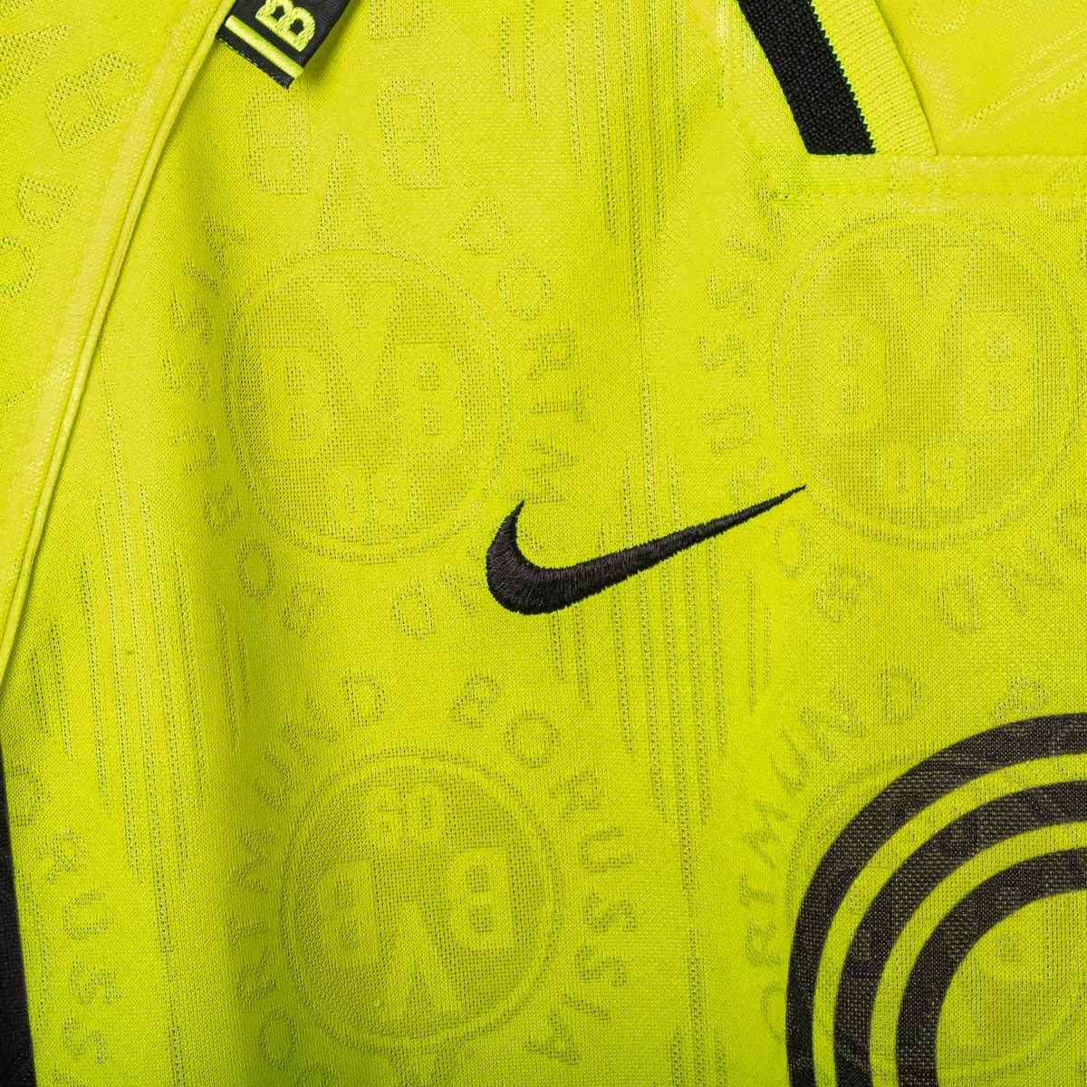Borussia Dortmund Nike 1996/1997 Home Shirt