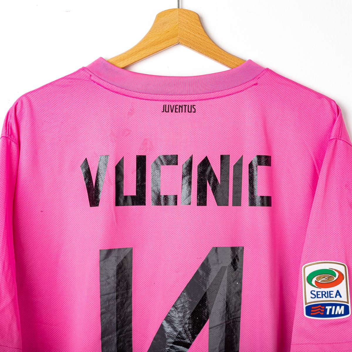 Juventus Nike Vucinic 14 2011/2012 Away Shirt