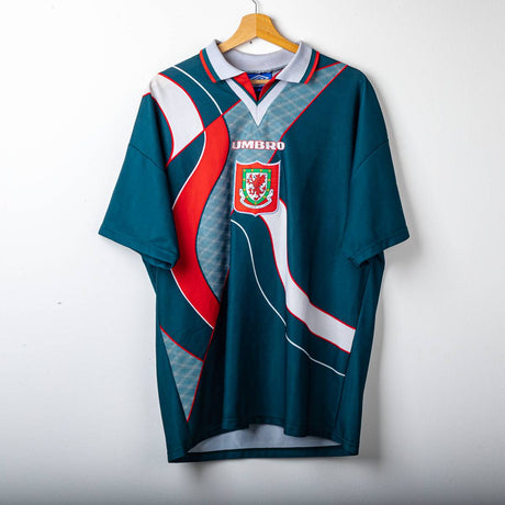 Wales Umbro Away Shirt 1995/1996 Giggs 11