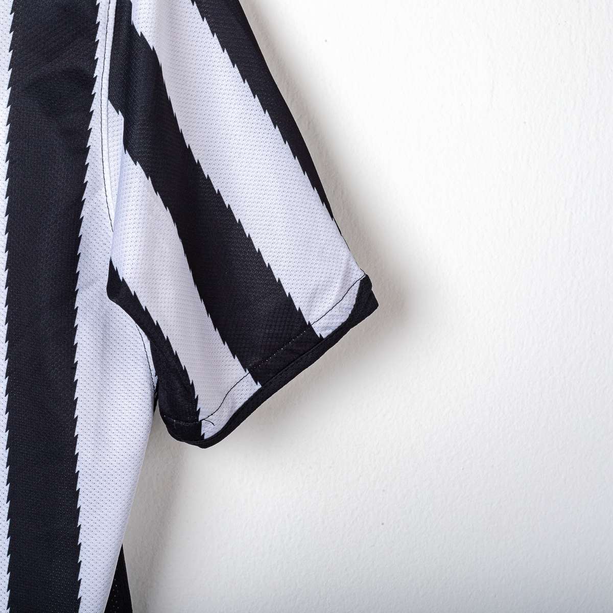 Juventus Nike BetClic 2010/2011 Home Shirt