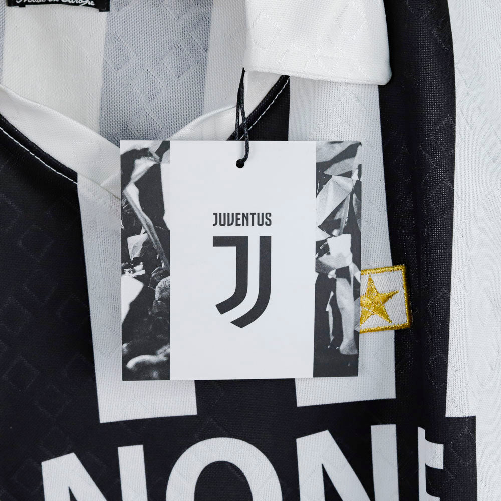 Cofanetto con Maglia Retro Home Juventus 1992/1993 S