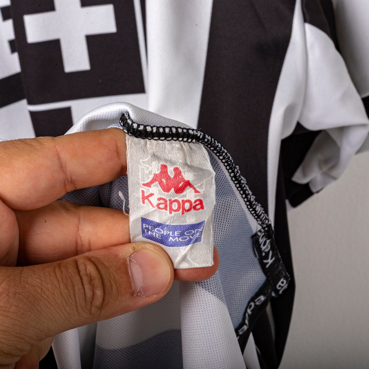 1998/1999 Juventus Champions Jersey Kappa Tacchinardi 20