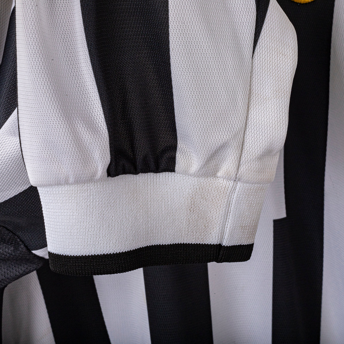 2001/2002 juventus lotto tacchinardi 20 ls home jersey
