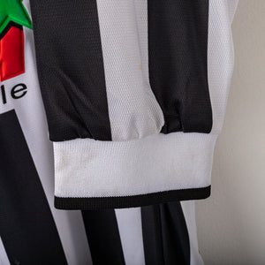 2001/2002 juventus lotto tacchinardi 20 ls home jersey