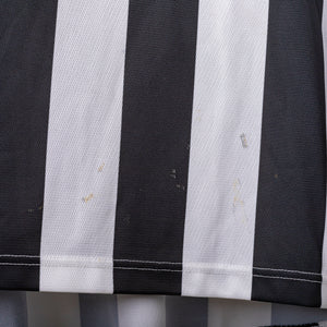 2001/2002 juventus lotto tacchinardi 20 ls home jersey