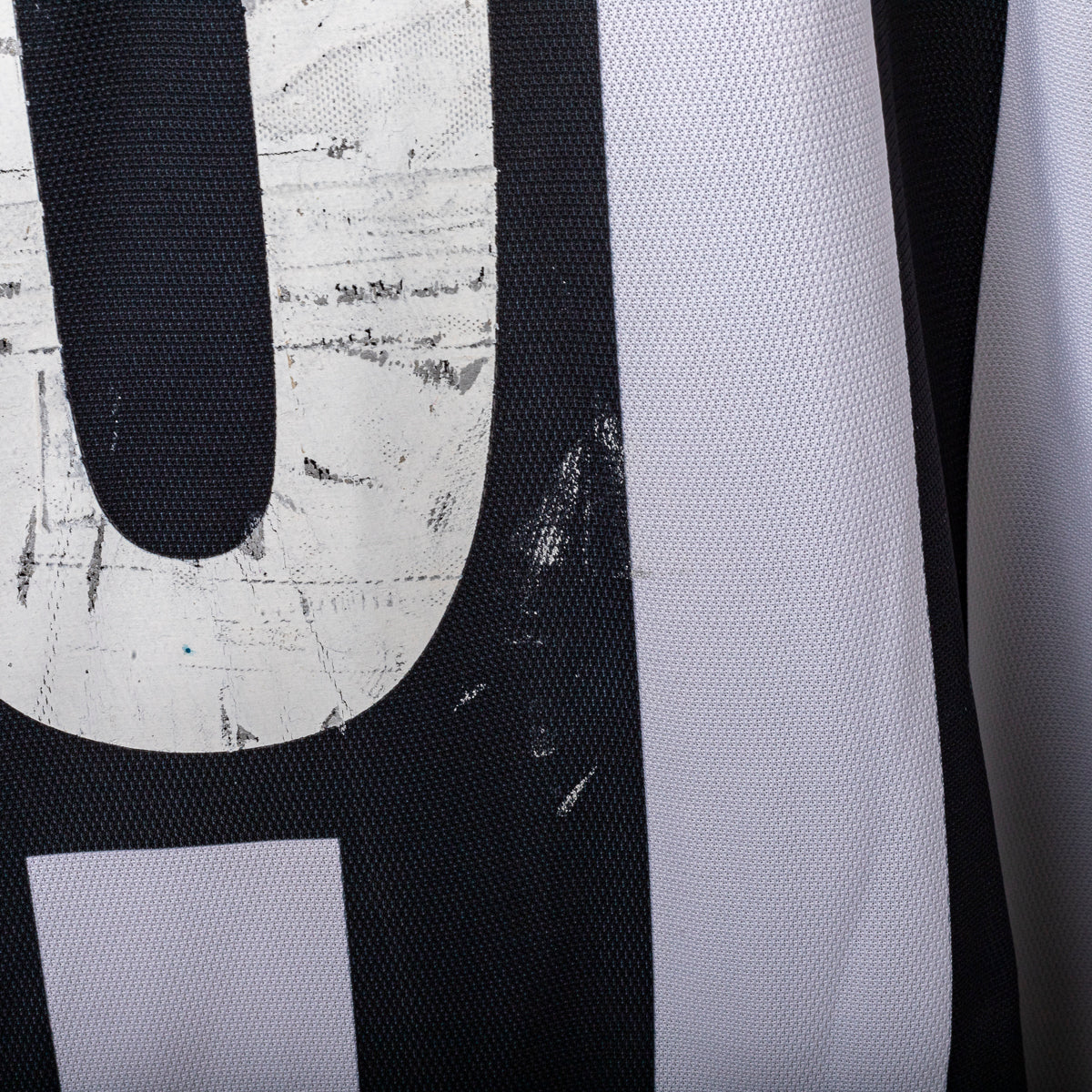 2001/2002 juventus lotto tacchinardi 20 ls home jersey
