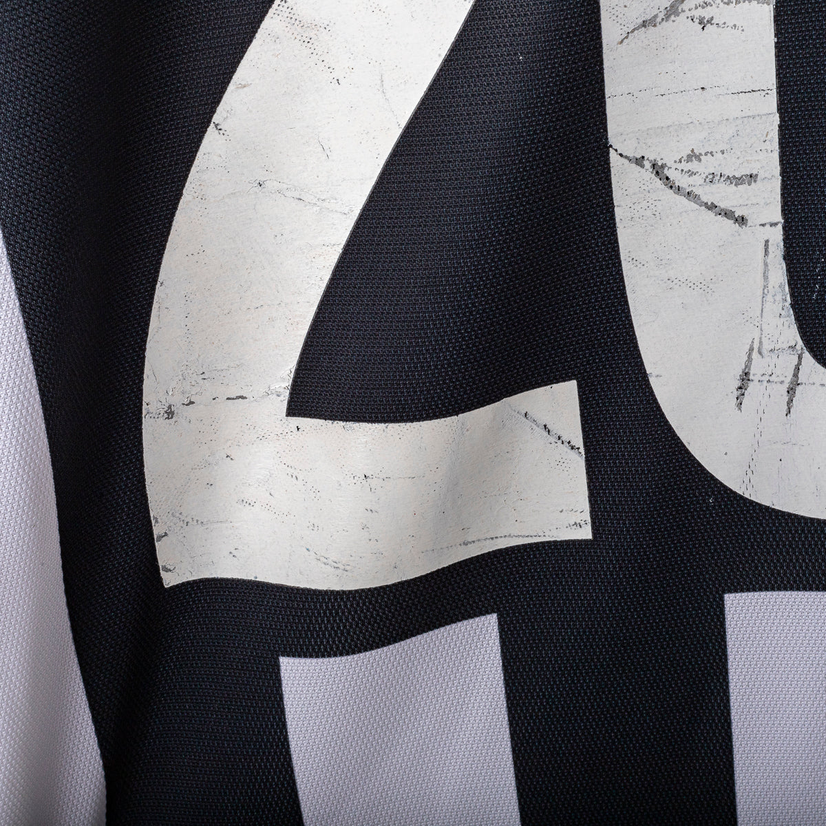 2001/2002 juventus lotto tacchinardi 20 ls home jersey
