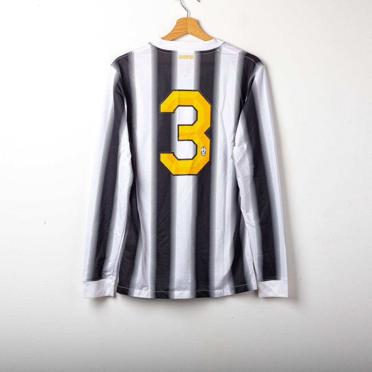 juventus nike 3 home jersey 2011/2012