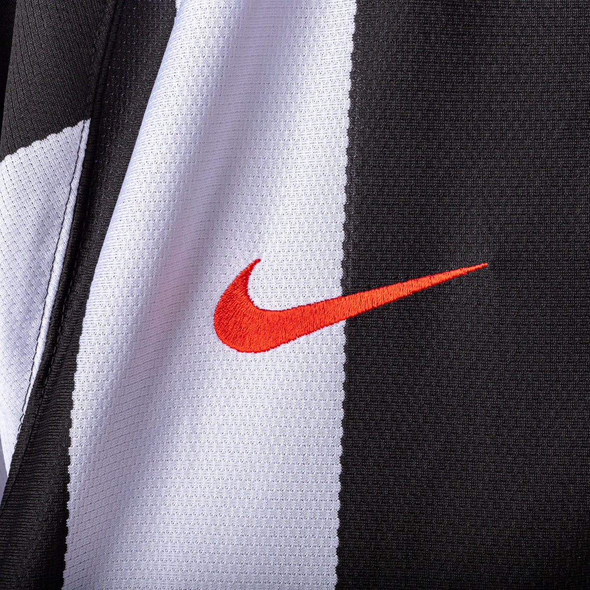 2007/2008 juventus nike zebina 5 home jersey