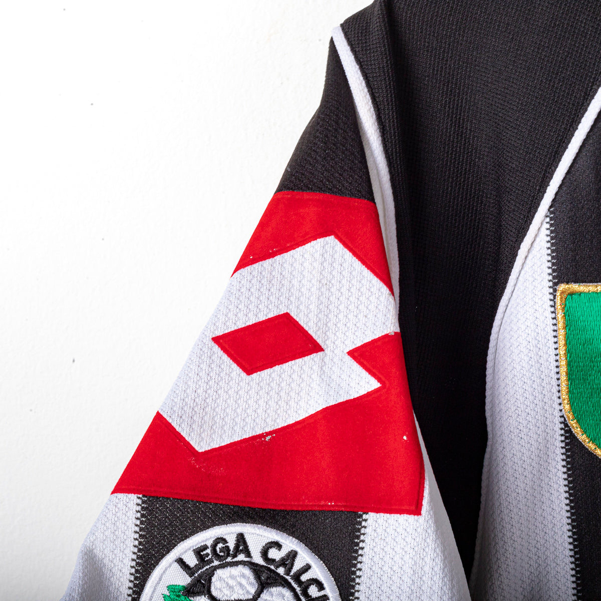 2002/2003 juventus lotto baiocco 20 home jersey