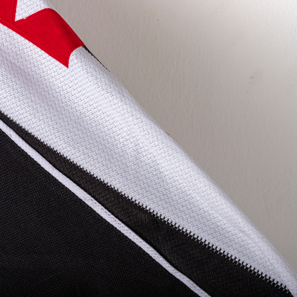 2002/2003 juventus lotto baiocco 20 home jersey