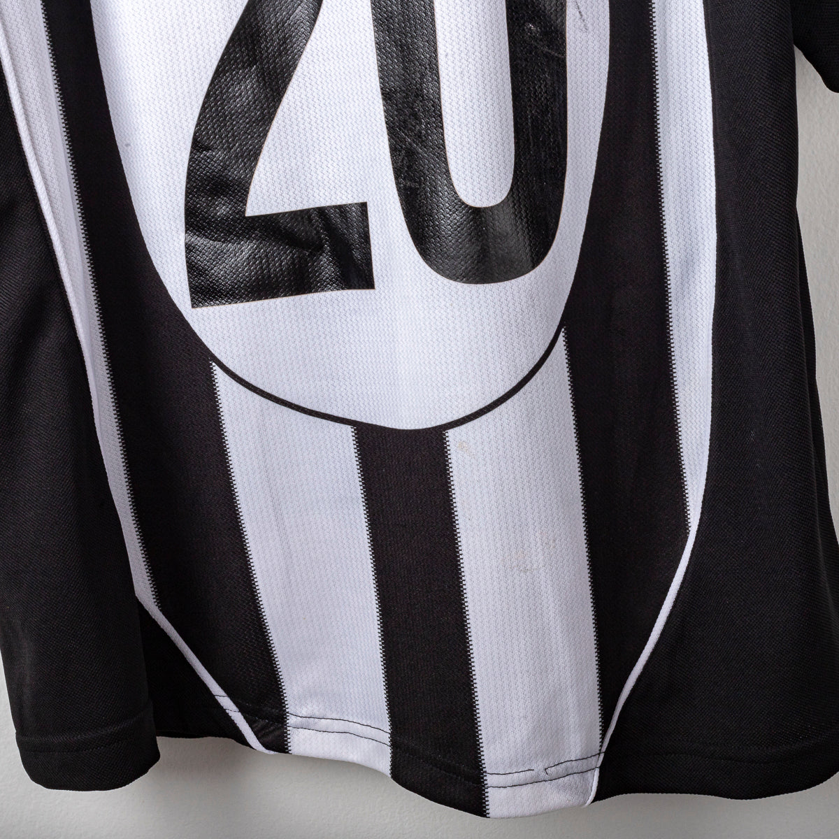 2002/2003 juventus lotto baiocco 20 home jersey