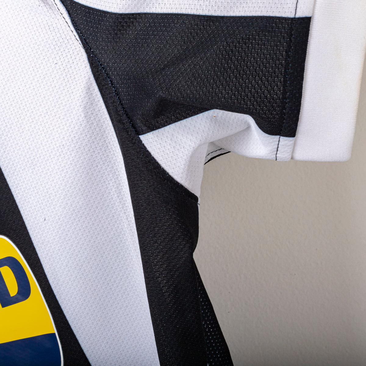 2009/2010 juventus nike cannavaro 5 home jersey
