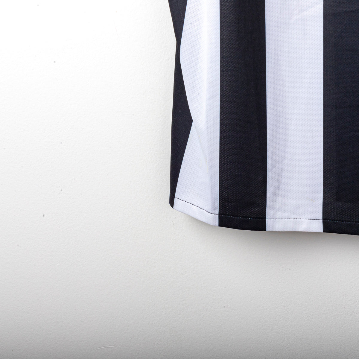2009/2010 juventus nike cannavaro 5 home jersey