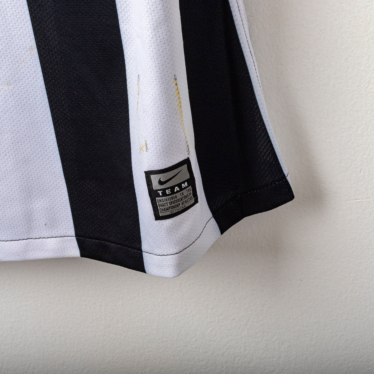 2009/2010 juventus nike cannavaro 5 home jersey