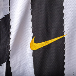 2010/2011 juventus nike amauri 11 home jersey