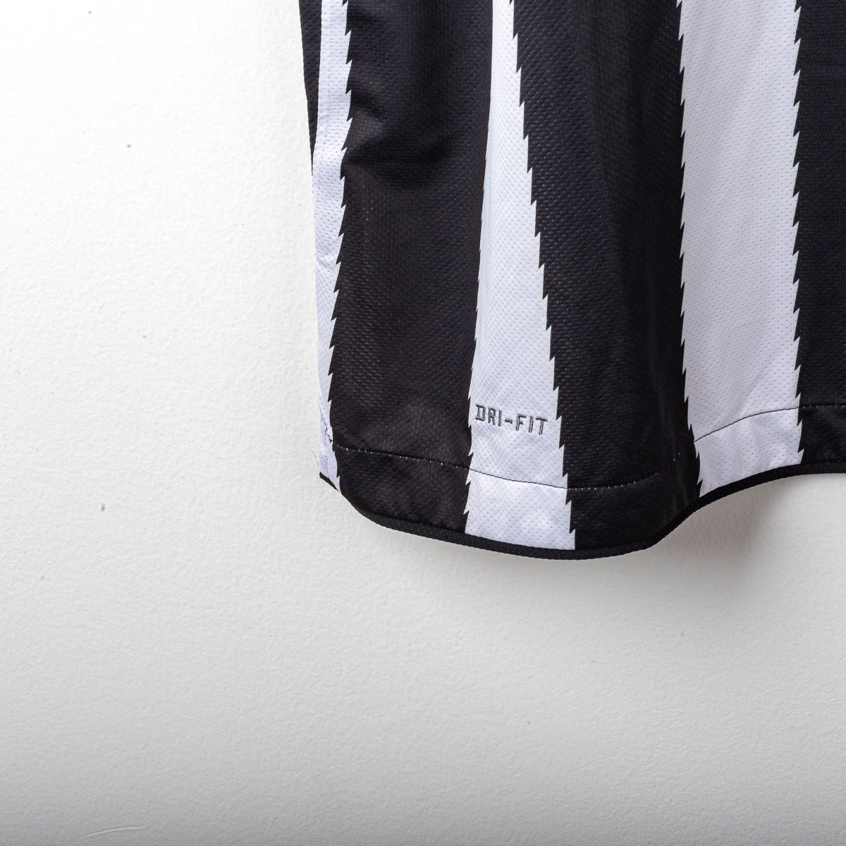 2010/2011 juventus nike amauri 11 home jersey