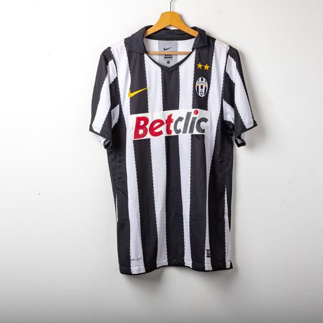 2010/2011 juventus nike 14 home jersey
