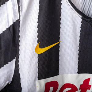 2010/2011 juventus nike 14 home jersey