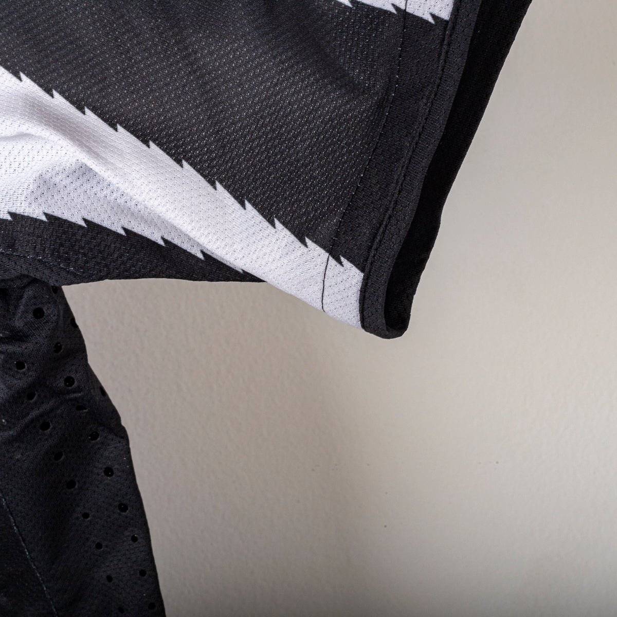 2010/2011 juventus nike 14 home jersey