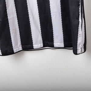 2010/2011 juventus nike 14 home jersey
