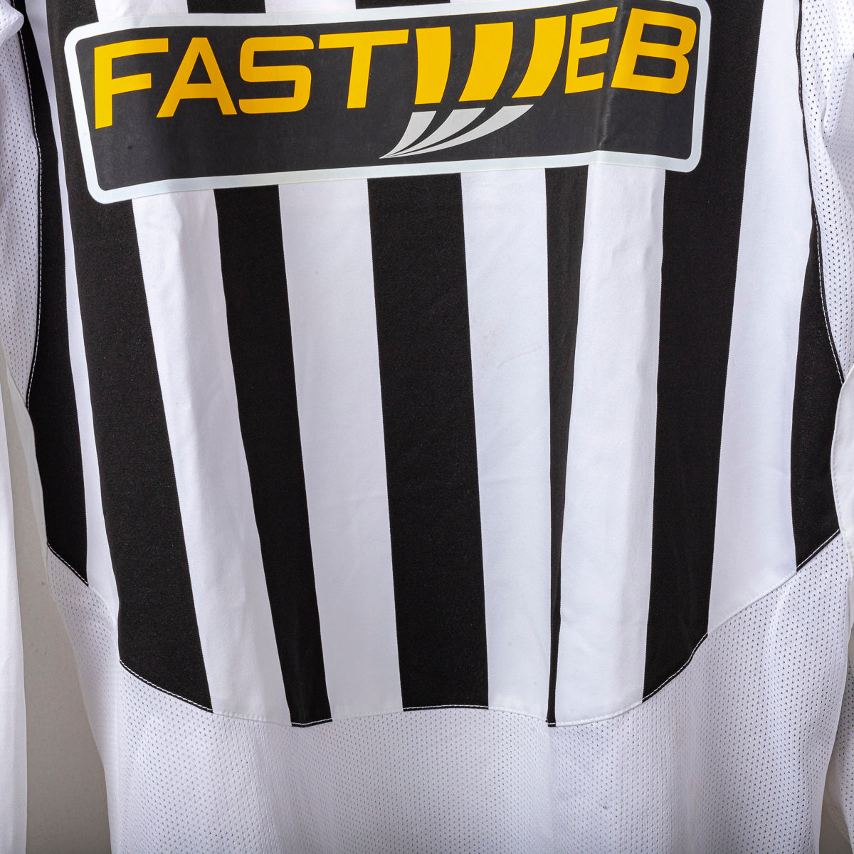 maglia home juventus nike thuram 21 2003/2004