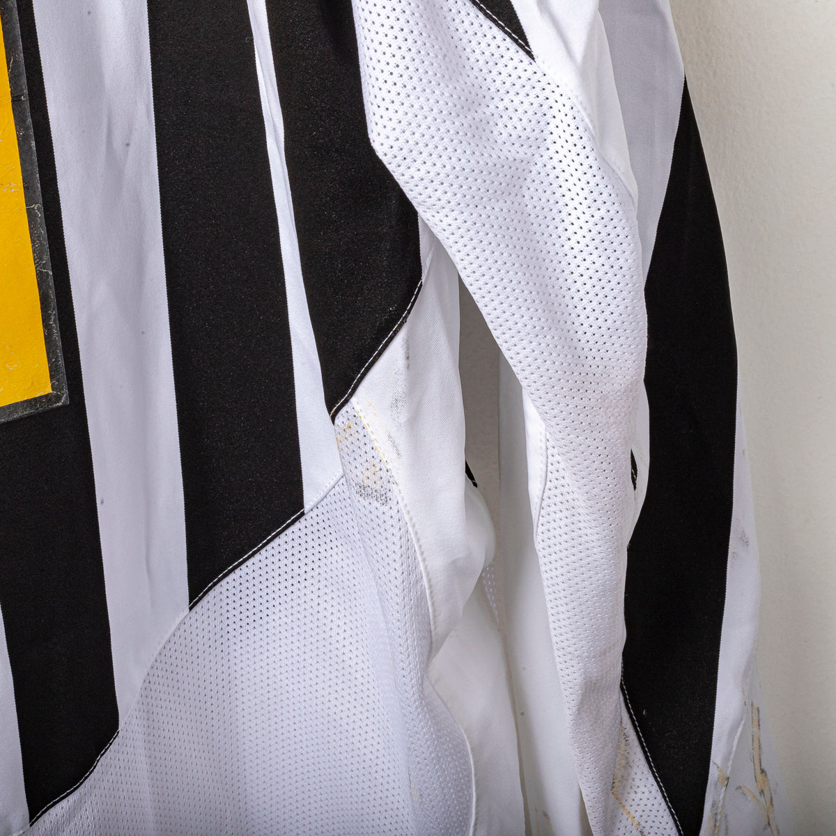maglia home juventus nike thuram 21 2003/2004