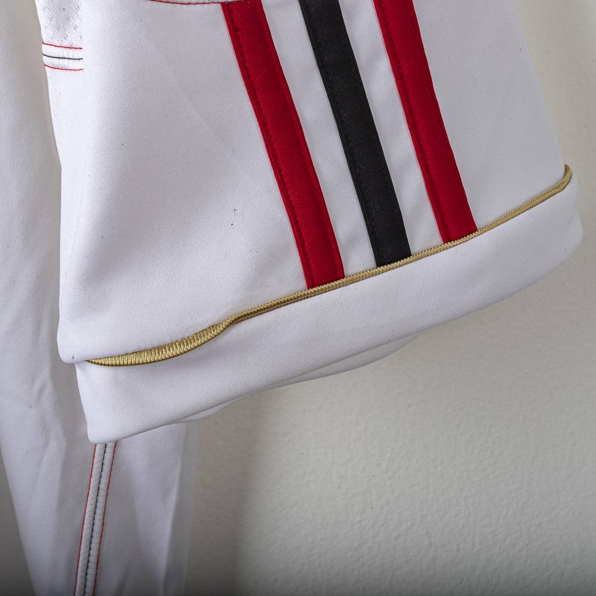Milan Away Adidas Ronaldinho 80 UEFA Shirt 2010/2011