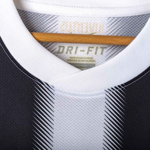 Juventus Nike Matri 32 2011/2012 Home Shirt