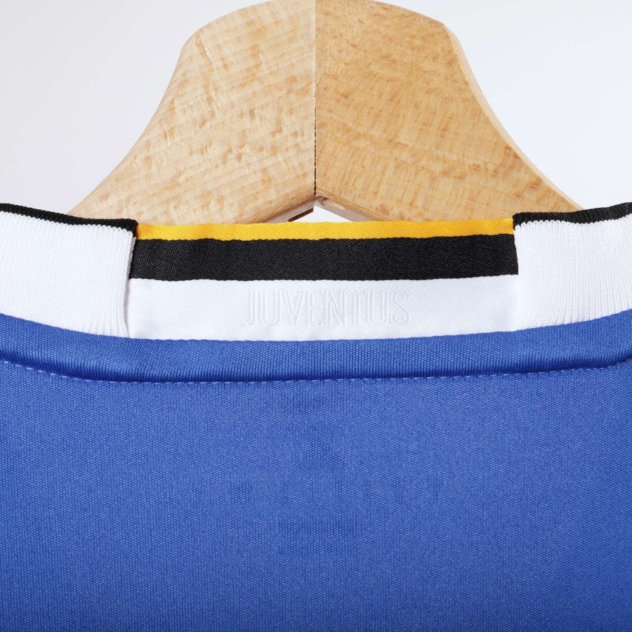Maglia away Juventus Adidas 2016/2017 Higuain 9 by ADIDAS - Home (9)