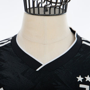 maglia away juventus adidas chiesa 7 2022/2023 autografata by ADIDAS - Home (11)