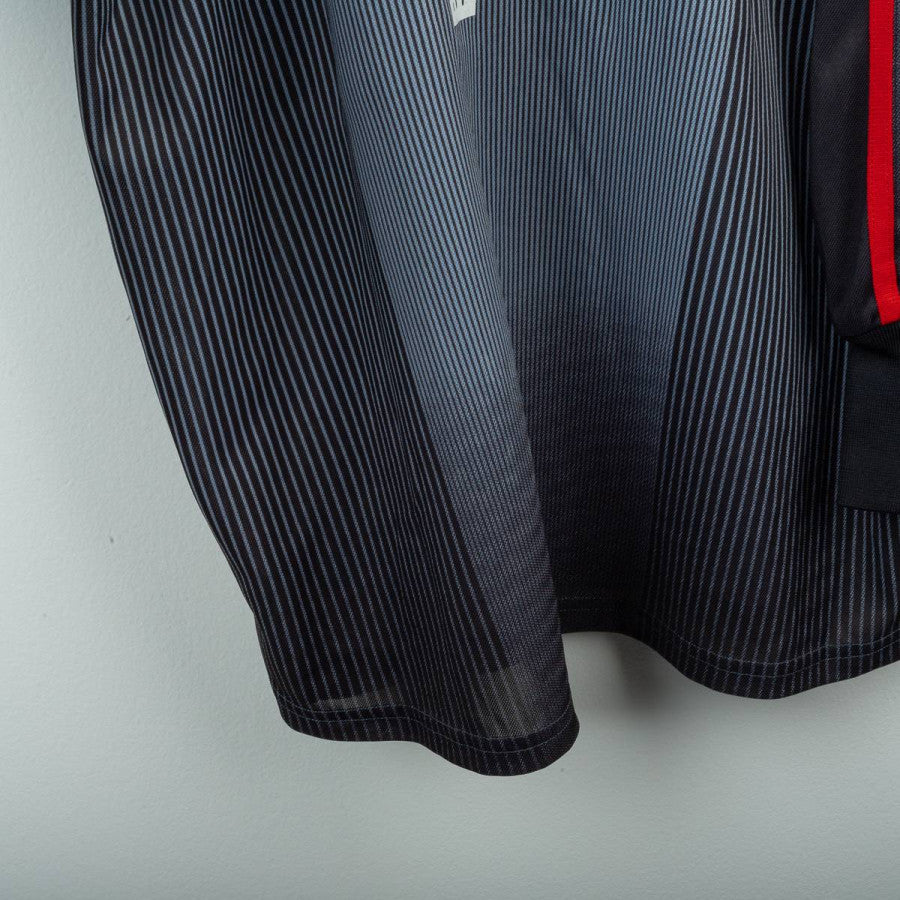 Maglia e pantaloncini Portiere Milan Adidas Fiori 1 2003/2004 by ADIDAS - Home (14)