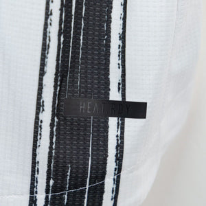 maglia home juventus adidas chiesa 22 2020/2021 autografata by ADIDAS - Home (9)