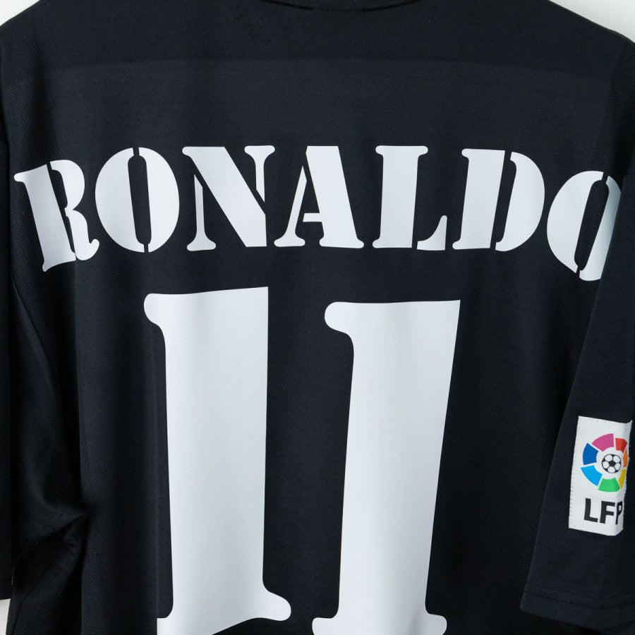 Maglia Real Madrid Centenario Ronaldo 9 2001/2002 by ADIDAS - Home (4)