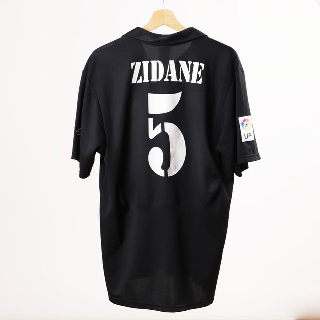 Maglia Real Madrid centenario Zidane 5 2001/2002   by ADIDAS - Home