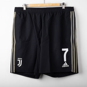Pantaloncini Juventus Adidas N°7 2017/2018 by ADIDAS - Home