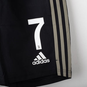 Pantaloncini Juventus Adidas N°7 2017/2018 by ADIDAS - Home (7)