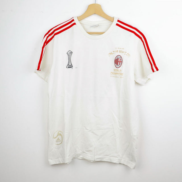 T-shirt celebrativa Milan Adidas 2007/2008 by ADIDAS - Maglie vintage scontate del 30%
