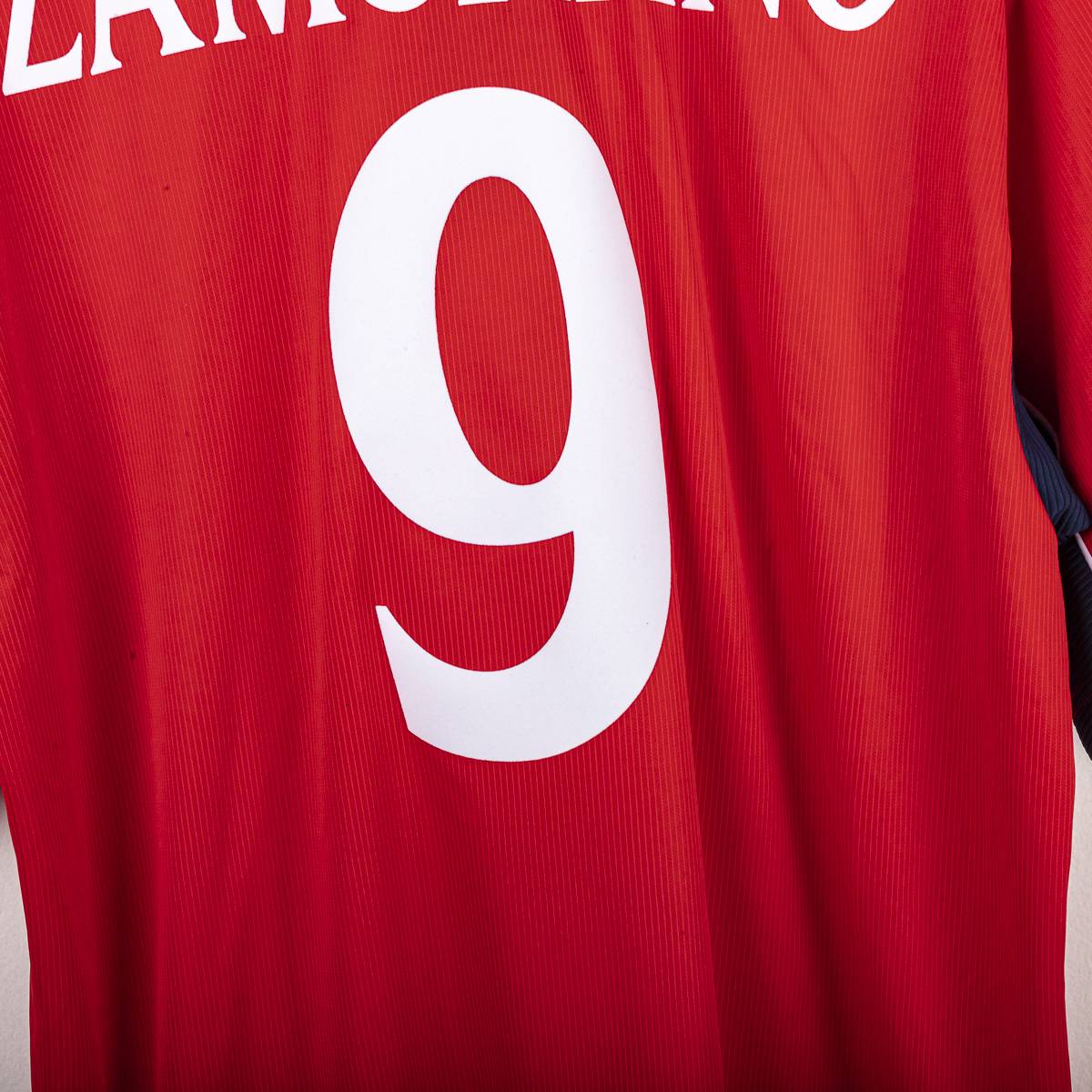 Maglia home Chile Umbro Zamorano 9 2000/2001