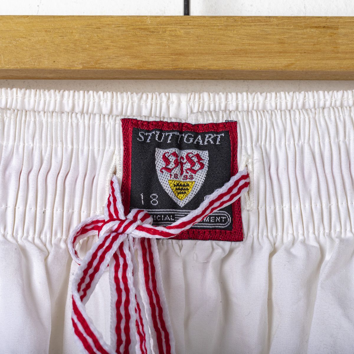 Pantaloncini VfB Stuttgart Home n°18 1996/1997