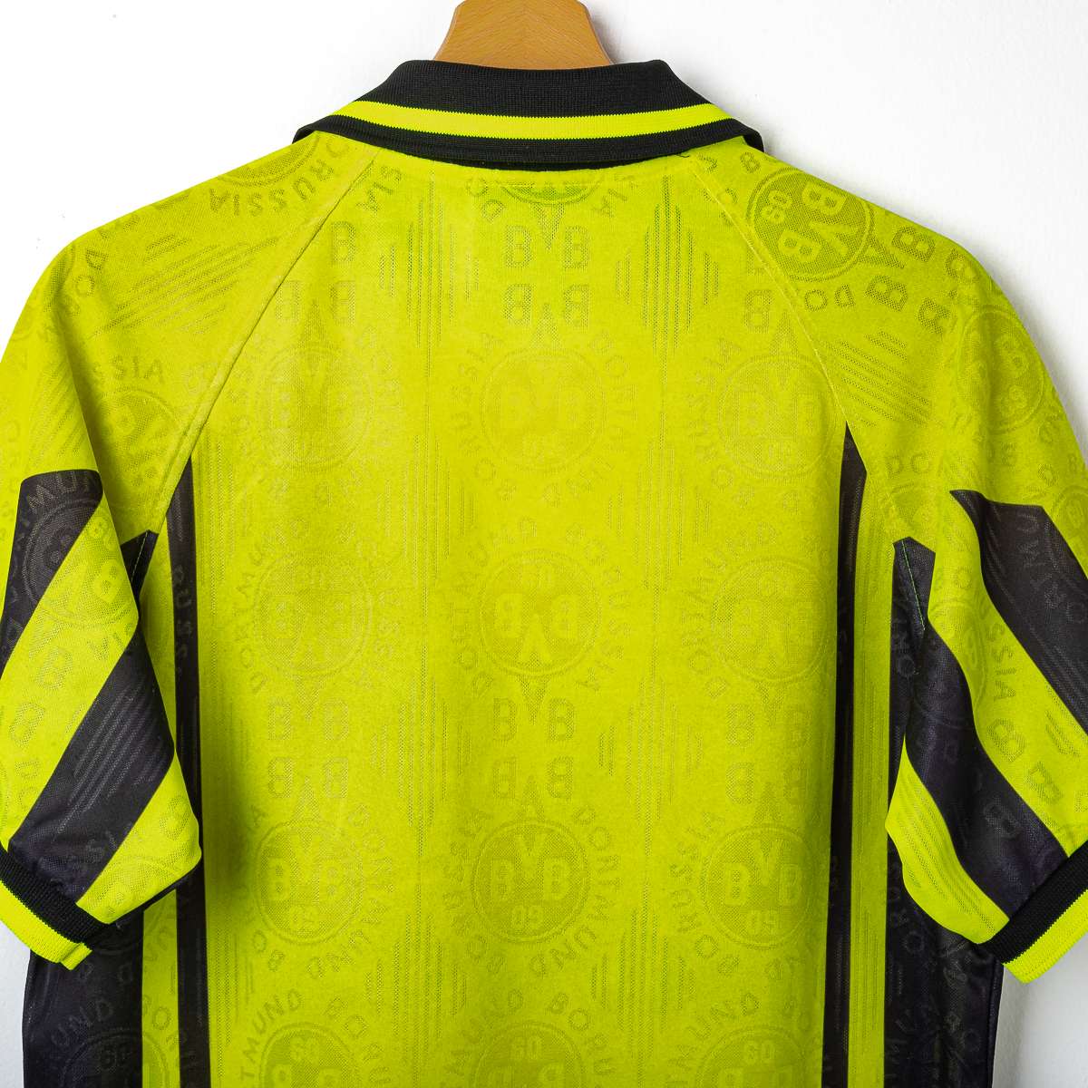 Borussia Dortmund Nike 1996/1997 Home Shirt