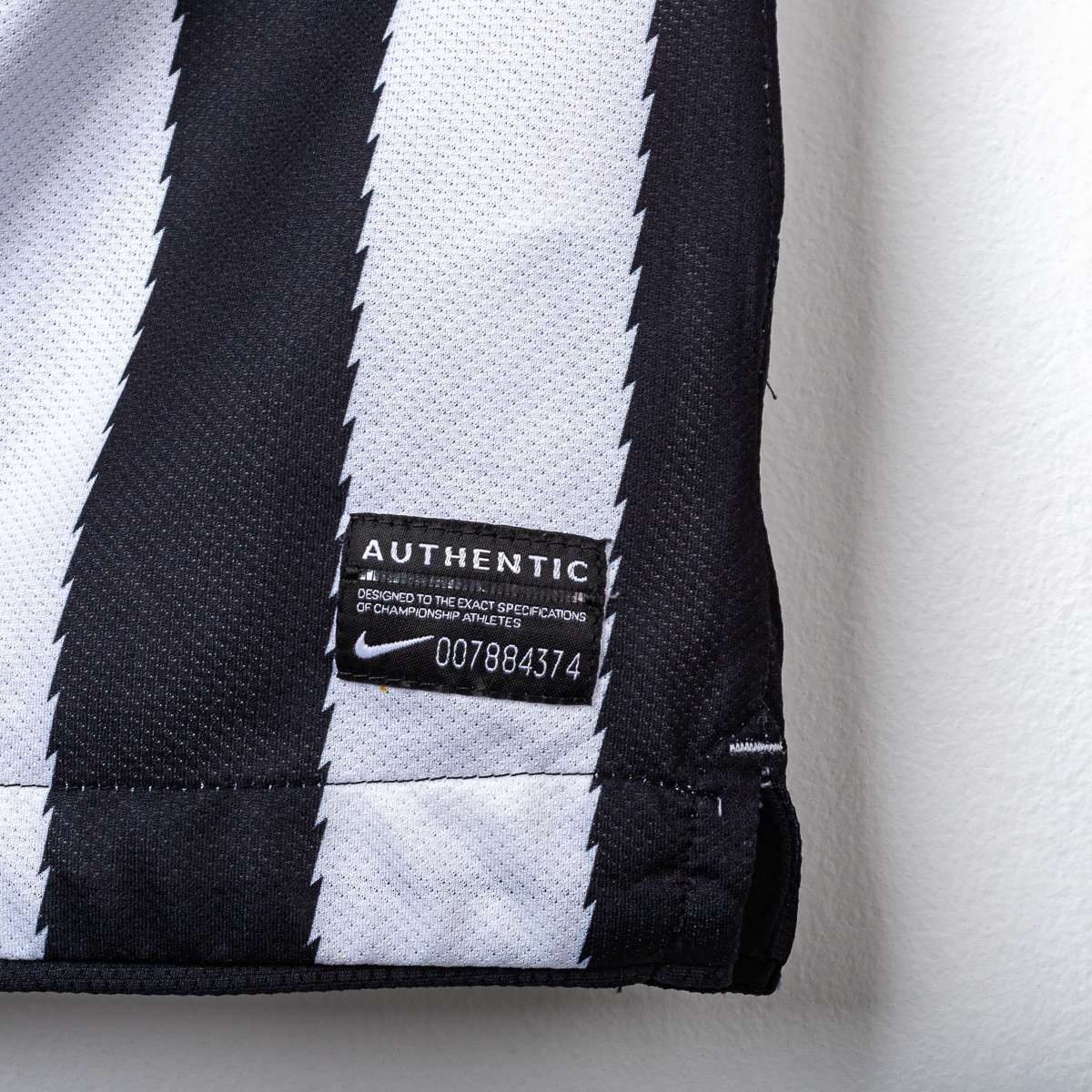 Juventus Nike BetClic 2010/2011 Home Shirt