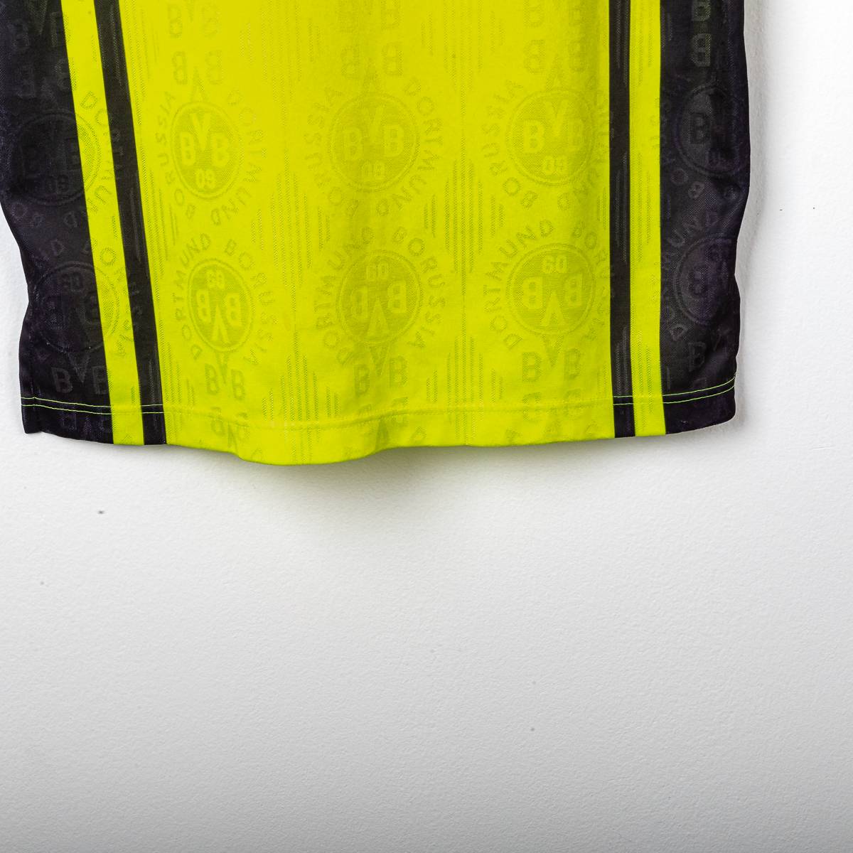 Borussia Dortmund Nike 1996/1997 Home Shirt