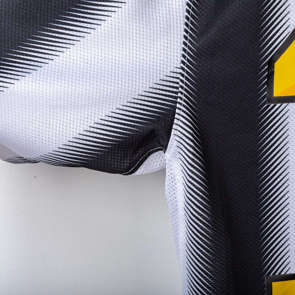 Juventus Nike Matri 32 2011/2012 Home Shirt