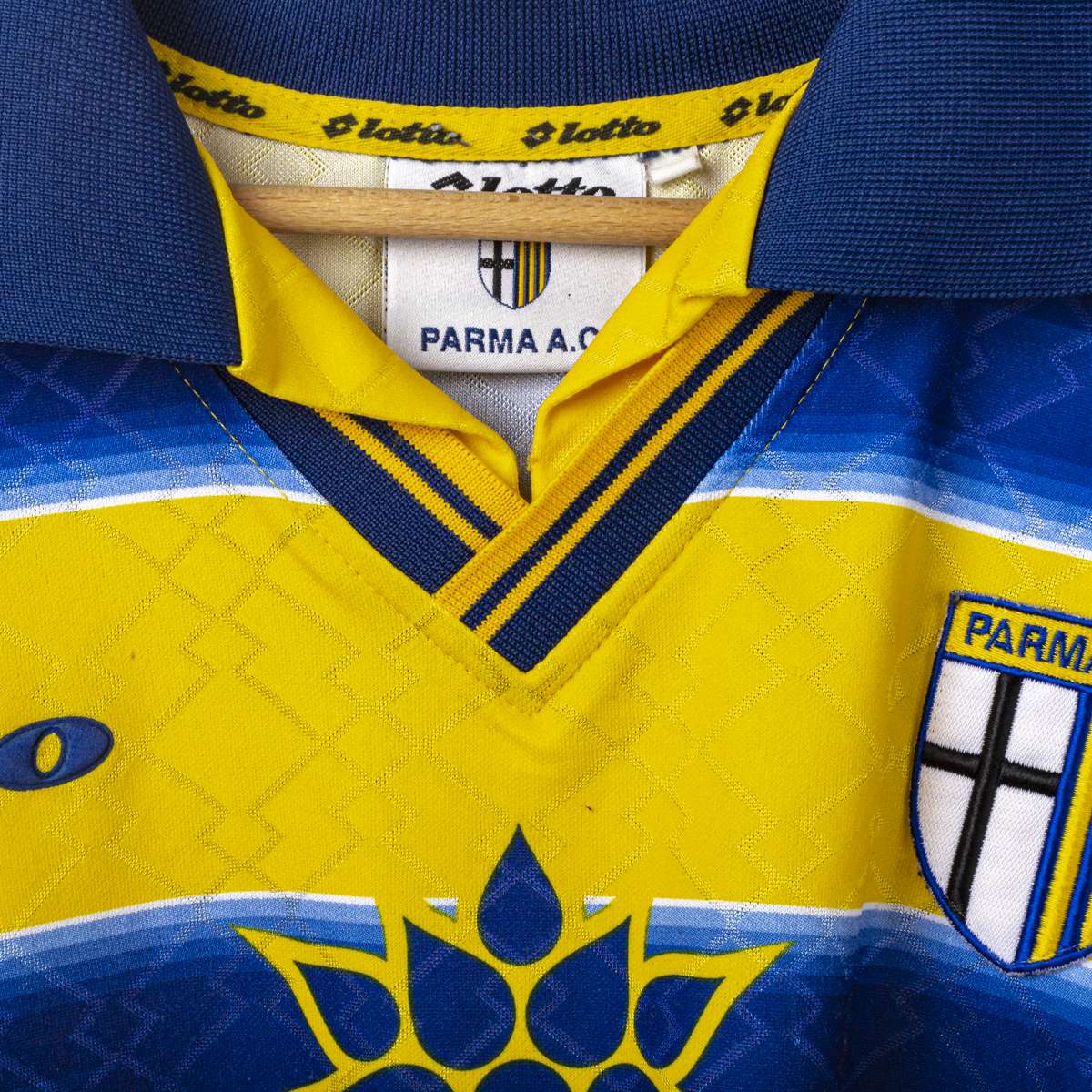 Maglia Home Parma Lotto Parmalat Asprilla 10 1998/1999