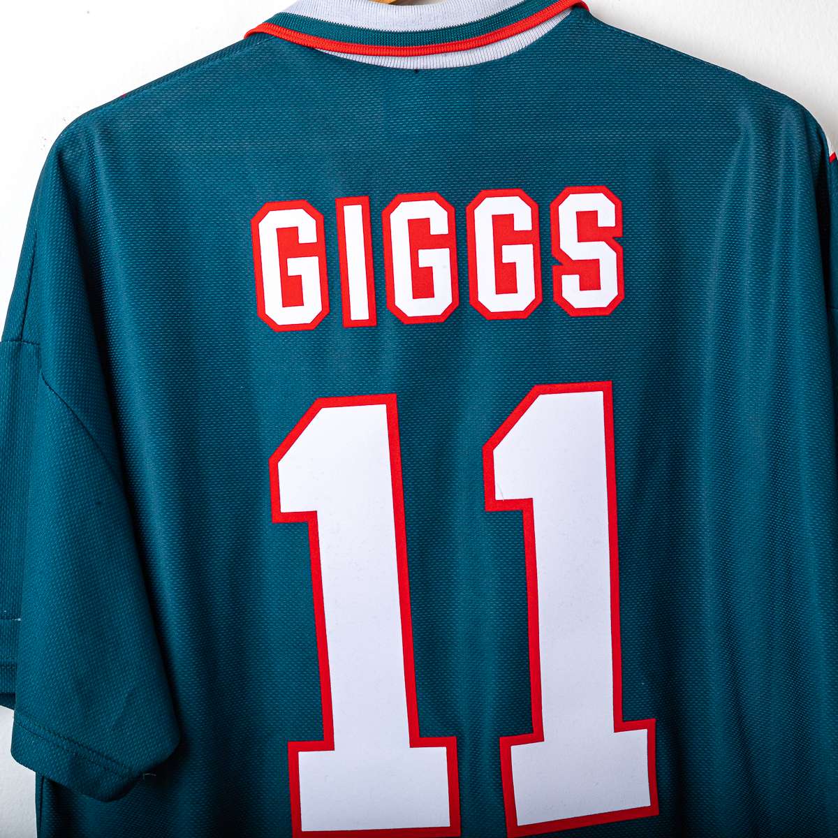 Wales Umbro Away Shirt 1995/1996 Giggs 11