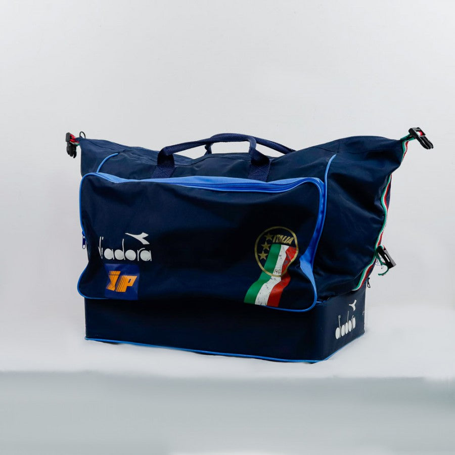 Borsone Italia Diadora 1990 by DIADORA - Home