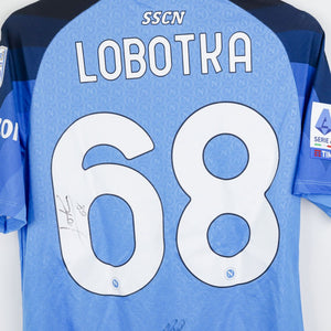 Maglia Home Napoli Ea7 autografata Lobotka n68 2022/2023 by EA7 - Home (8)