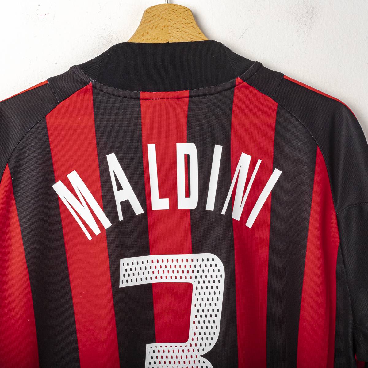 maglia home ac milan Adidas Maldini n3 2002/2003